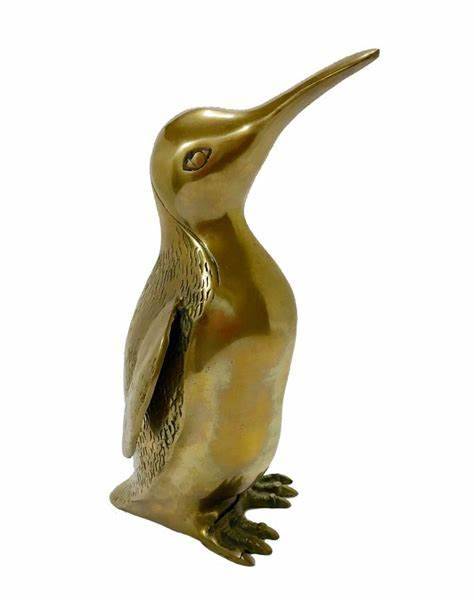 Parkdísz fémöntvény szobor modern életnagyságú bronz pingvin szobor eladó