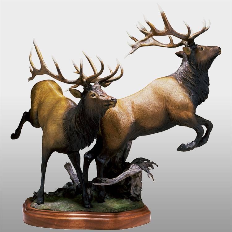 Utendørs hageinnredning dyr bronse hjortestatuer i naturlig størrelse