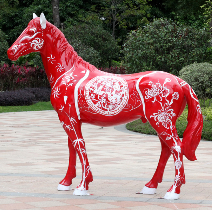 2018. gada Ķīnas jaunais dizains Ķīnas mākslīgās statujas — pārdošanai jauna modeļa āra stikla šķiedras pilna izmēra stikla šķiedras sveķu zirgs — Atisan Works