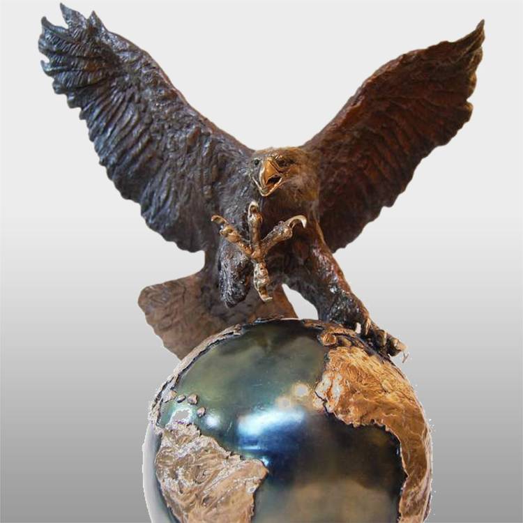 庭の装飾メタルクラフト真鍮の鷲の像