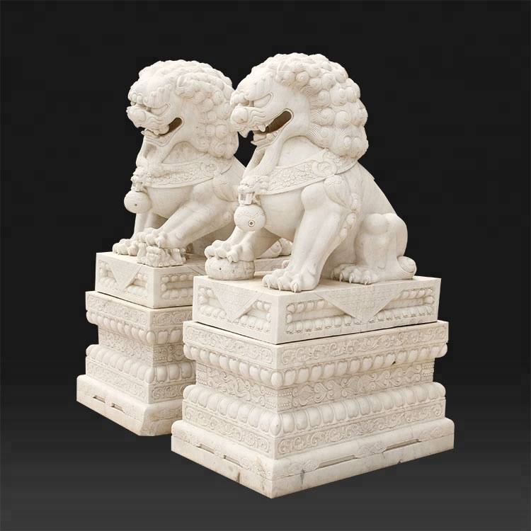 Statue de lion en pierre décorative traditionnelle chinoise sculptée