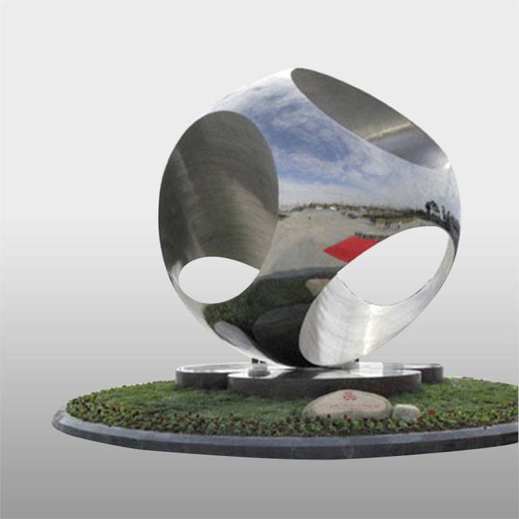 آینه مدرن صیقلی موسیقی مربع مجسمه فولاد ضد زنگ مجسمه دست ساز کره زمین