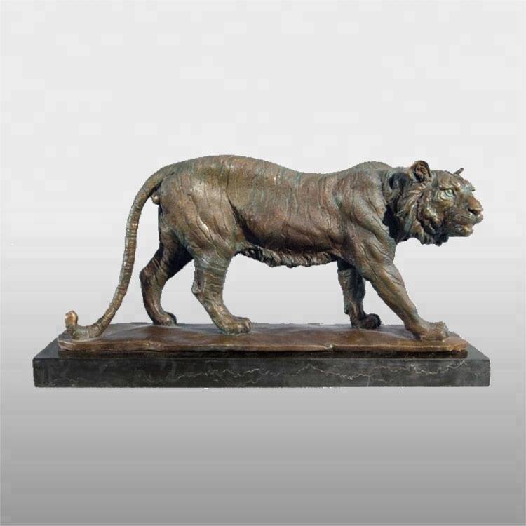 vanjska dekoracija skulptura u prirodnoj veličini brončani kip tigra