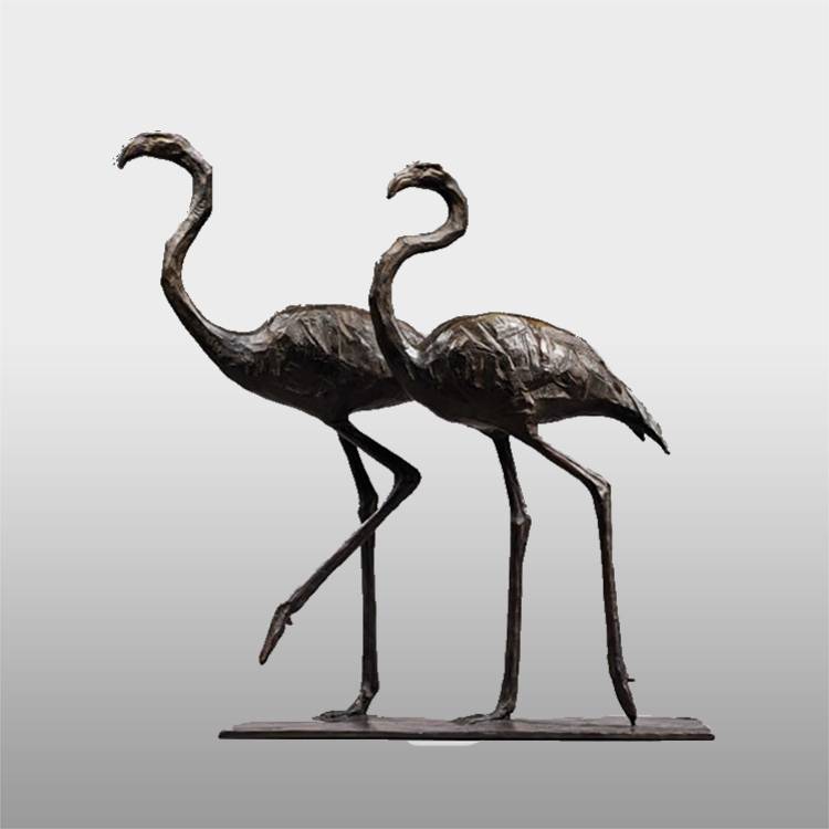 Stora fågelstatyer flamingometallskulptur