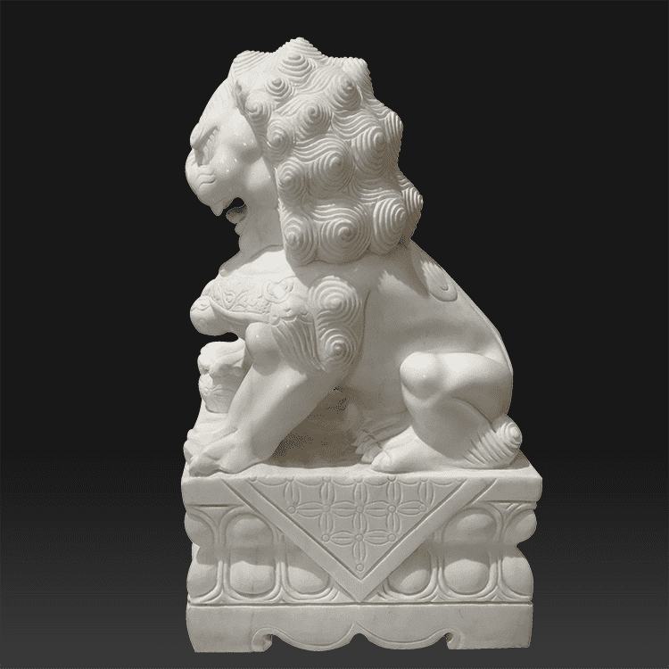 Antigas estatuas de leóns de mármore de tamaño natural europeos á venda
