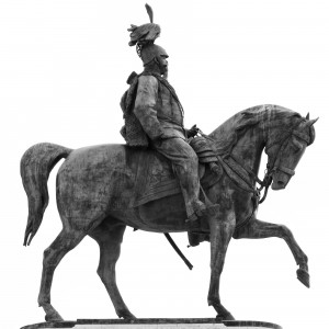На отвореном Врт Коњички споменик Виториа Емануела ИИ Бронзана скулптура коња