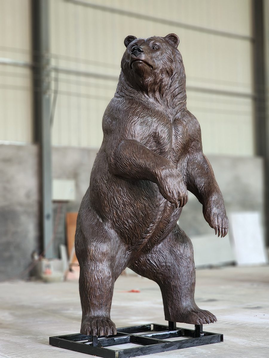 Top 10 cele mai populare sculpturi din bronz de animale sălbatice din America de Nord