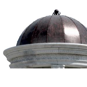 Mermerna sjenica s krovom od željezne kupole