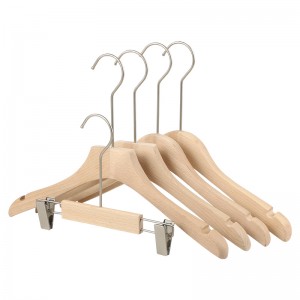 Clothes Hangers Antiskid Rotatable Metal Hook Durable Shoulder Groove Coat Hangers