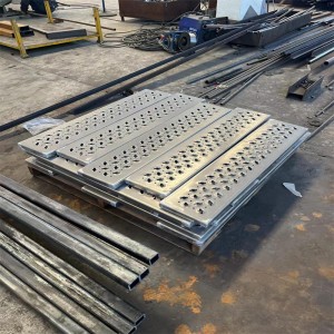 Saldatura di leghe di alluminio Acciai e produzione Negozio di carpenteria metallica