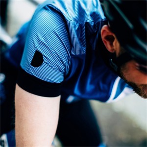 Moški visokozmogljivi kolesarski dres s kratkimi rokavi s sublimiranimi vložki