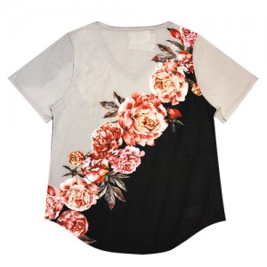 Camisetas casual de moda con colo en forma de V e gran estampado floral por diante e detrás
