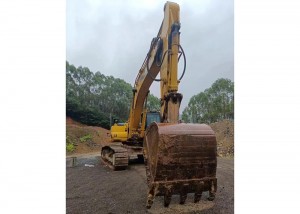 2020 Komatsu PC400 Medium Crawler Excavator