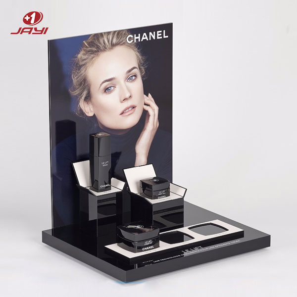 How To Use Acrylic Cosmetic Display To Maximize Sales?