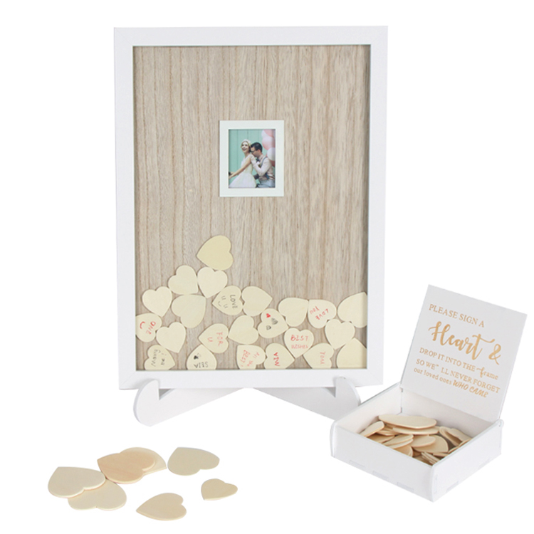 Rustic Wedding Guest Book na may Wooden Hearts