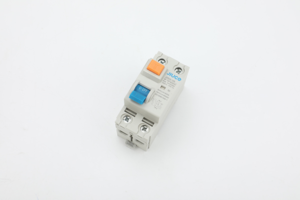 Common Issues with Circuit Breakers and How to Address Them | Featured | finehomesandliving.com