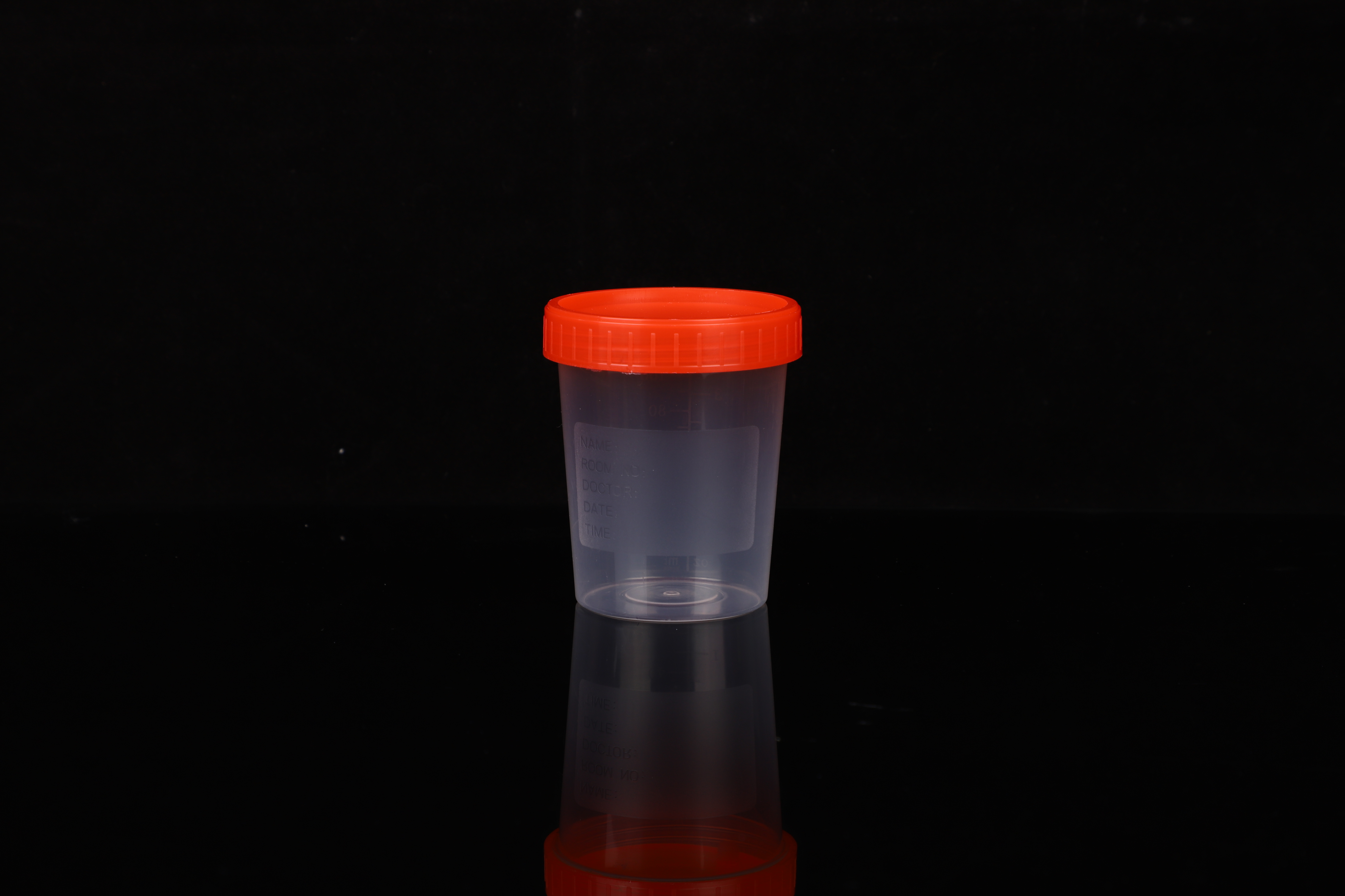 Disposable sterile sputum cup PP na gawa sa leakproof nuts
