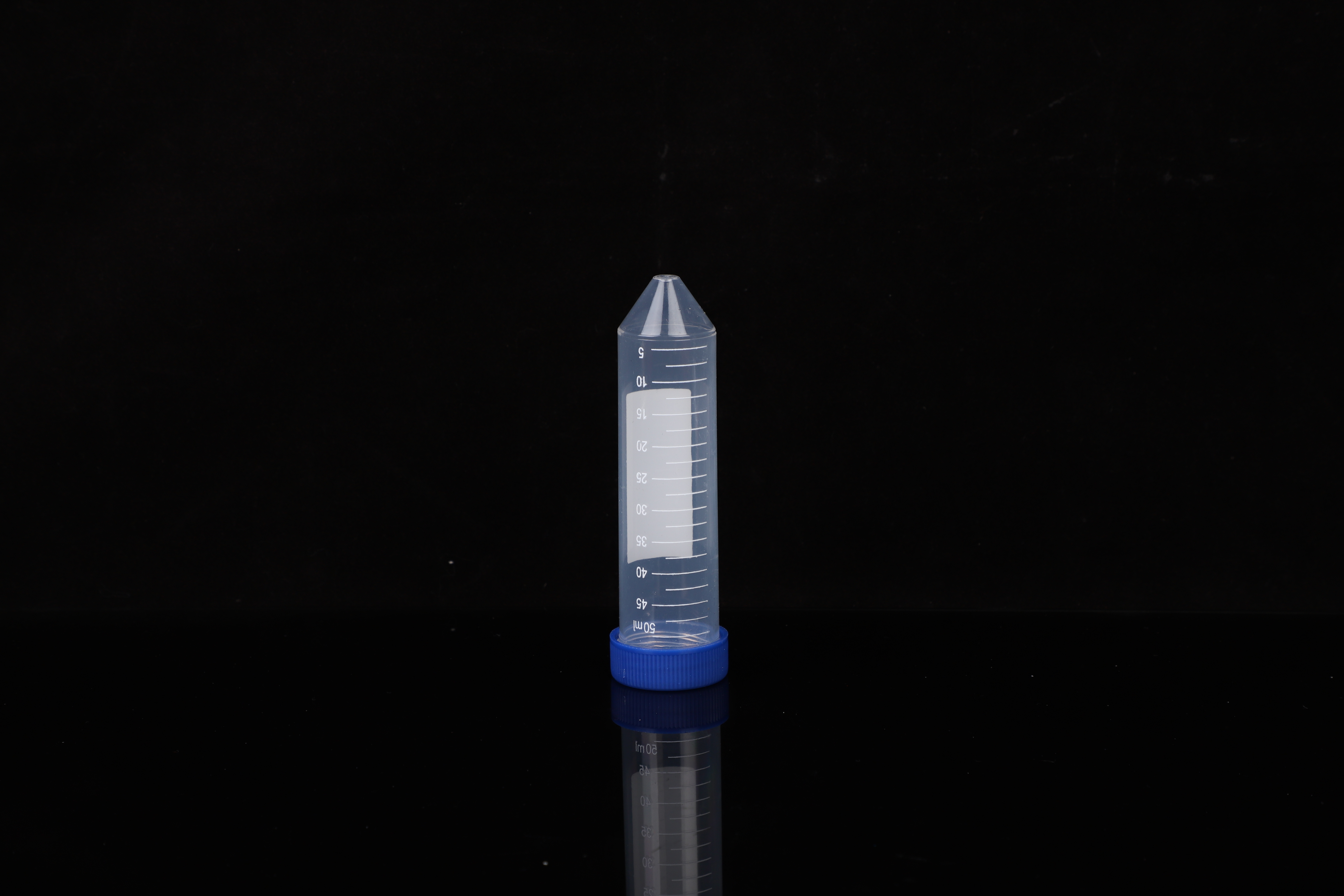 (0.2ml, 1.5ml, 2ml, 5ml, 15ml, 50ml) హై-గ్రేడ్ PP మెటీరియల్‌తో తయారు చేయబడిన సెంట్రిఫ్యూగల్ ట్యూబ్ డబుల్ థ్రెడ్ డిజైన్