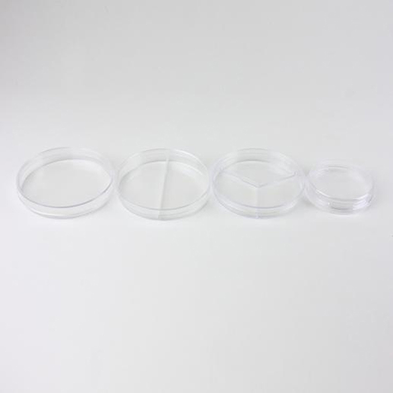 Transparente Petrischalen mit Deckel