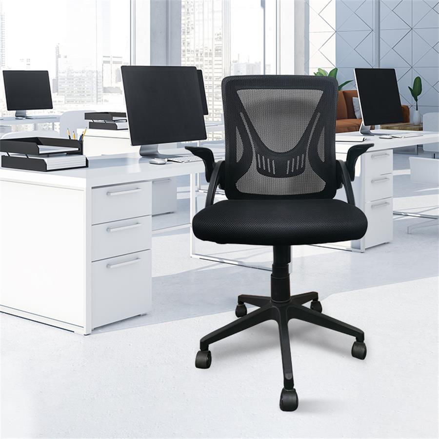 Colocación moderna do espazo da cadeira de oficina
