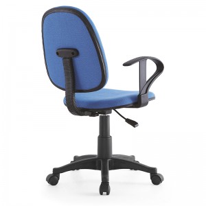 Офис стол със синя тъкан със средна облегалка и подлакътник с отлично качество