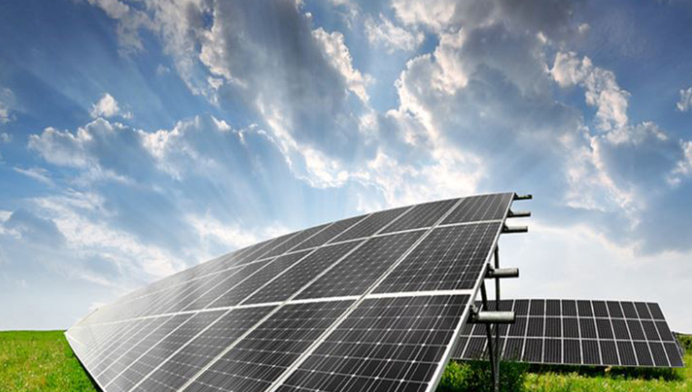 Hvordan velge et solcelleladepanel