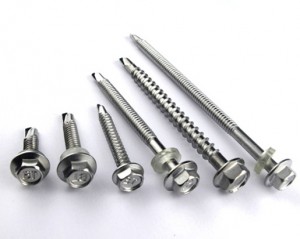 Self drilling tapping screws DIN7504