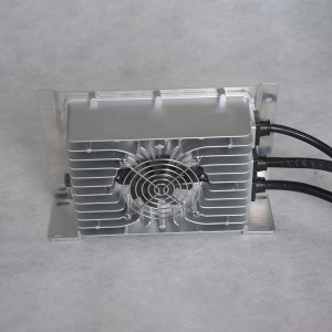 OBC  Q2-2KW  DC48-99V  22-25A  IP67 charger for golf/club cart, well-protection in your life