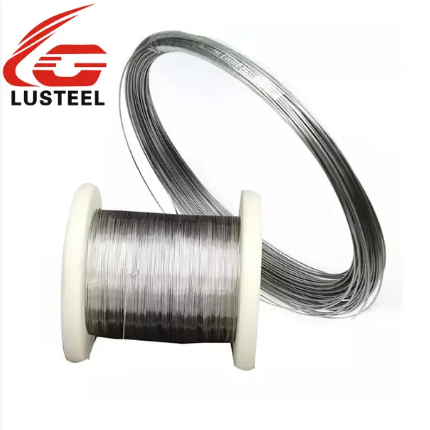 Corrosion of stainless steel wire