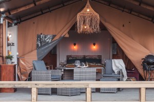 Vente en gros Safari Tent Hotel Tente de luxe haut de gamme Usine NO.039
