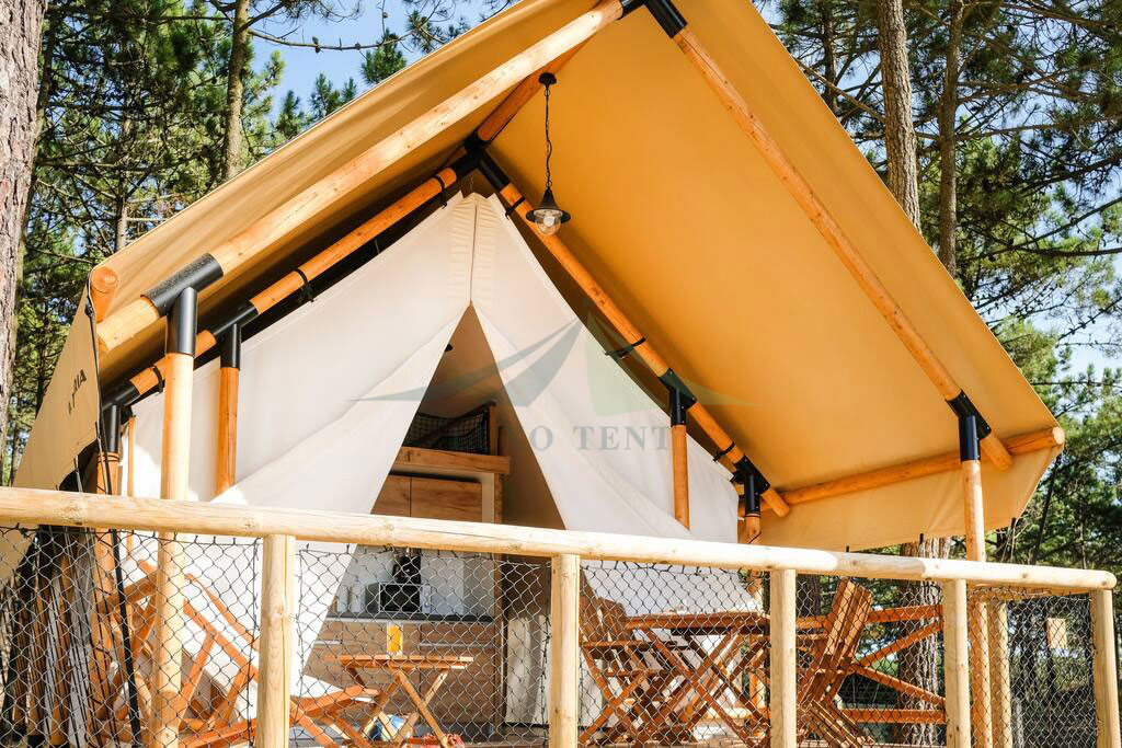 Sustainable Glamping Resort in the Great Smoky Mountains: Review