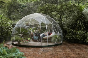 Прозрачный шатер геодезического купола ПВК ясный для сада