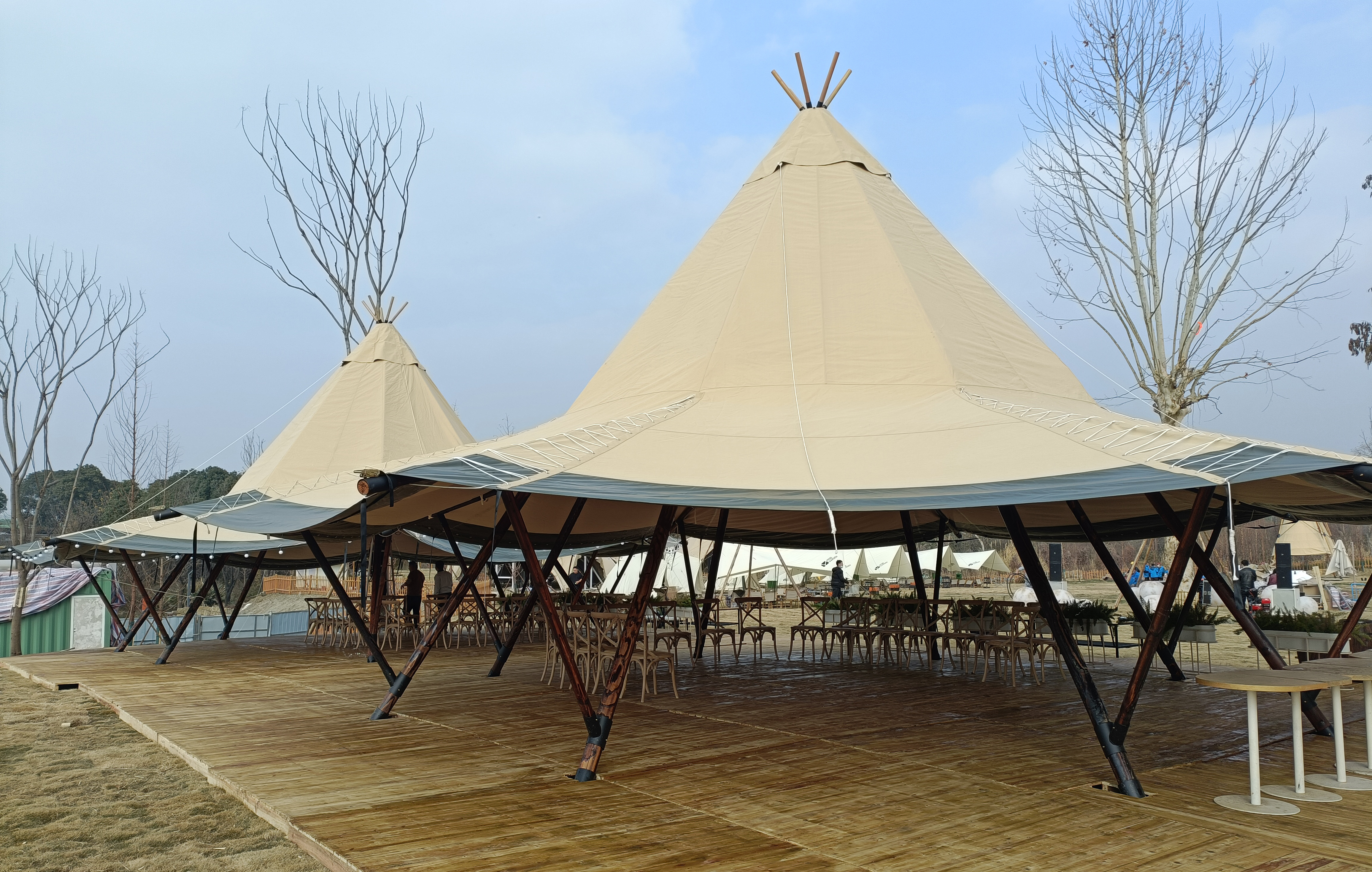 tent Tipi Canopy ຂະຫນາດໃຫຍ່ສໍາລັບການ camping ຕົວເມືອງ