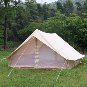 Carpa de acampada con forma de casa Ridge ao aire libre