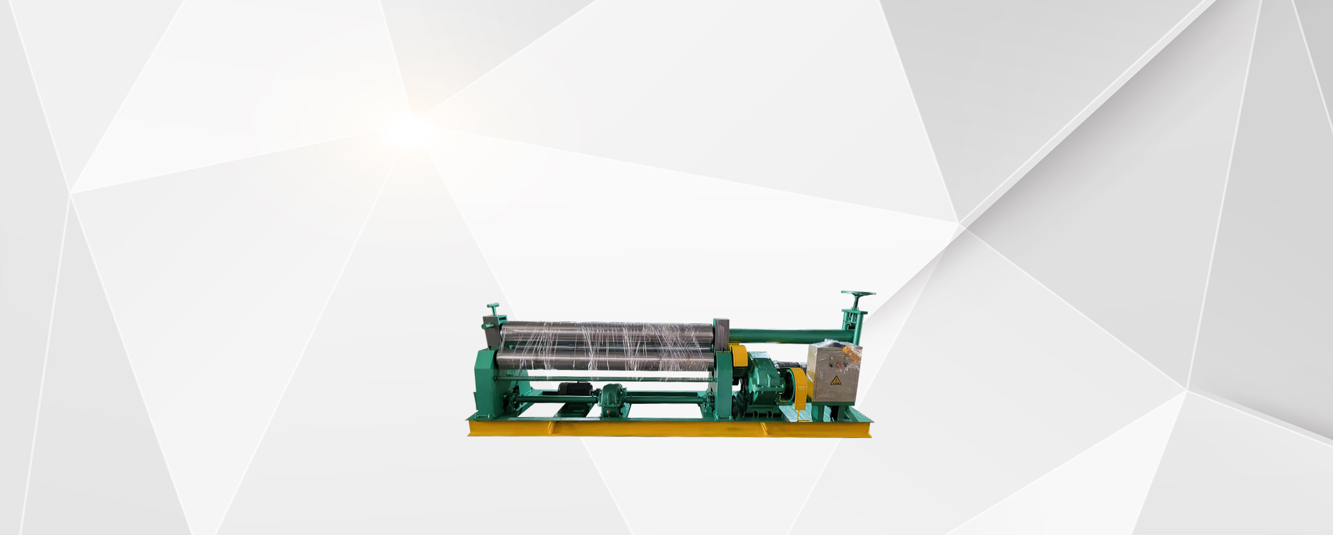 विक्रीसाठी सममितीय थ्री-रोल प्लेट रोलिंग मशीन (3)