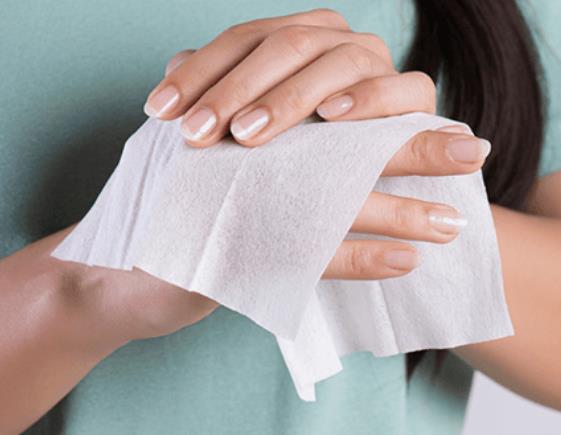 Skin-Friendly Wet Wipes: Learn Which Types Are Safe