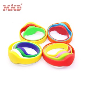 Customized event payment tracking NFC them tickets waterproof silicone bracelets RFID wristband