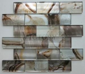 Vrstvená sklenená mozaika v modernom štýle Najnovšia mozaiková mozaika z vrstveného skla Super biela na dekoráciu steny Dekoratívne laminované zlaté mozaikové dlaždice na hotelovú stenu