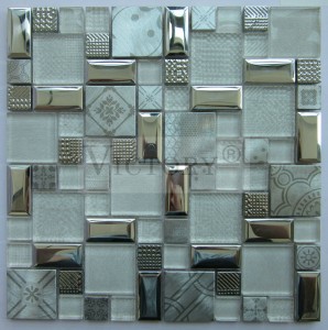 Piastrelle di bagnu di mosaicu metallicu Piastrelle di mosaicu di vetru d'acciaio inossidabile di alta qualità in vendita per a decorazione di backsplash di cucina.
