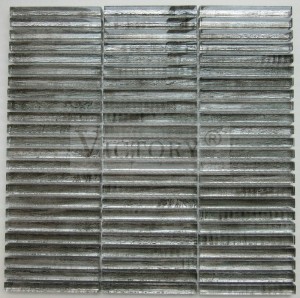 300*300 kovových dlaždíc pásik sklenená mozaika krištáľová mozaiková dlaždica pre halu Wall Factory Priamy veľkoobchod Dobrá kvalita pásika šedá sklenená kovová mozaika