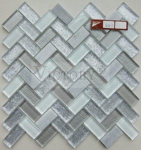 Impresión de tela Azulejo de mosaico de piedra de vidrio en espiga gris Decoración de pared de cristal Azulejos de mosaico con acabado mate Producto caliente Azulejos de mosaico contra salpicaduras lineales de mármol blanco cristalino