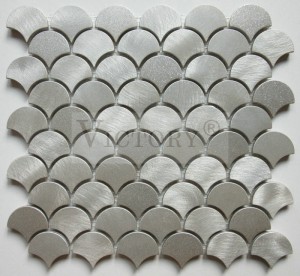 Mosaik aus gebürstetem Aluminium, fächerförmiges Metallmosaik für Backsplash