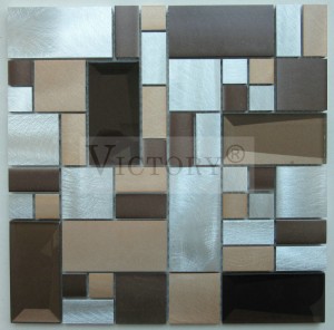 ອອກແບບຫລ້າສຸດອອກແບບທີ່ສວຍງາມສີຂີ້ເຖົ່າ Bevel Glass Metal Mosaic Tile Brown Strip Linear Glass Mix Aluminum Mosaic Pattern Kitchen Backsplash