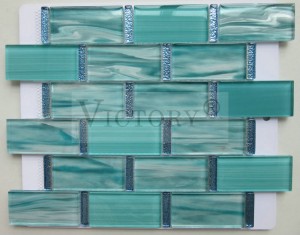 Γυαλιστερή λωρίδα από πλαστικοποιημένο γυαλί και πλακάκι μωσαϊκού αλουμινίου Backsplash κουζίνας Προσαρμογή σχεδίων Fantasy Color Γυαλί και μεταλλικά μωσαϊκά για τοίχο