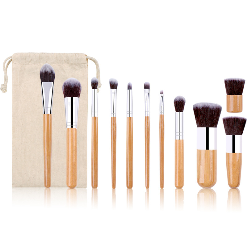 What type of quality is needed for a good makeup brush?