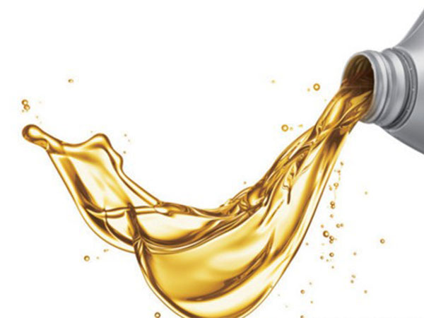 The Effect of Lubricating Oil Cleanliness and Dispersion