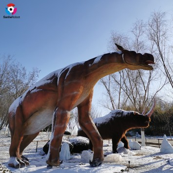 Life size Chalicotherium model with movements and real sound