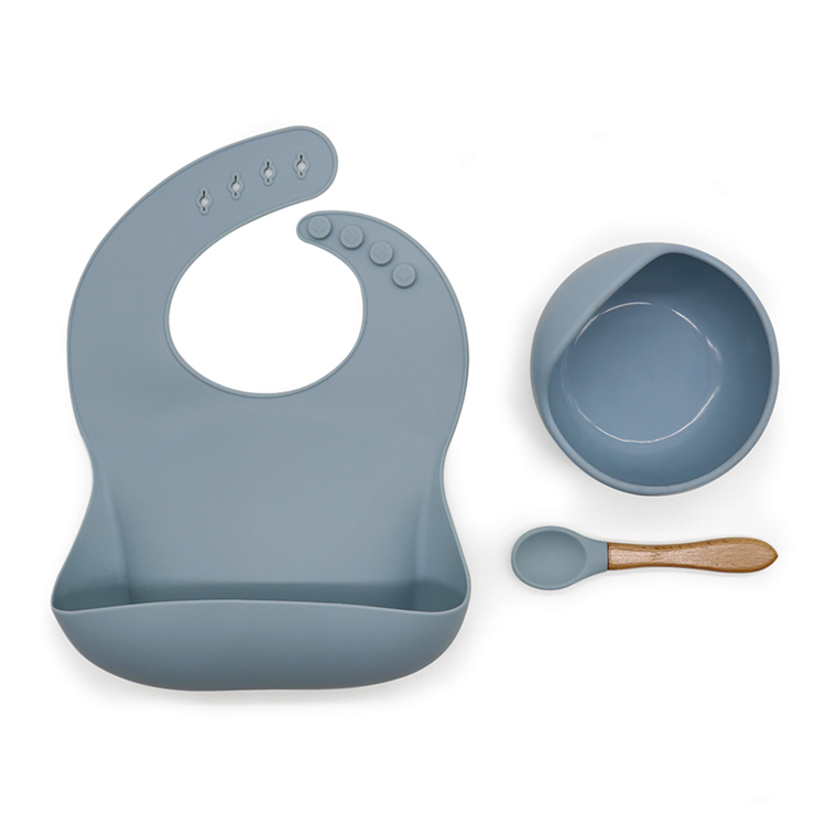 China Latest Design China Baby Silicone Bib Feeding Set Baby Bowl Spoon  High Quality Silicone Portable factory and suppliers