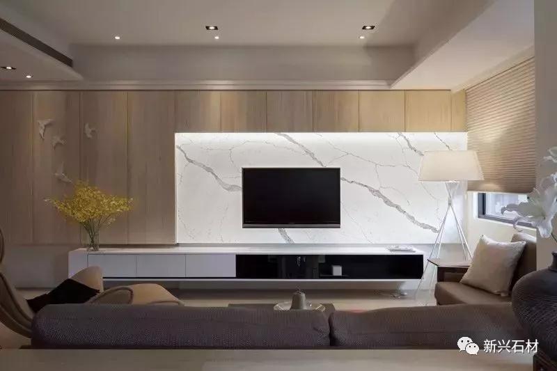 How to install a TV wall to make the living room luxurious
