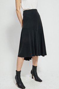 Elegantna nepravilna dizajnerska suknja s volanom visokog struka